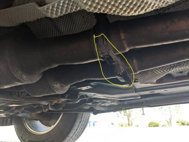A Leak in The Exhaust System cause rotten egg smell in cars